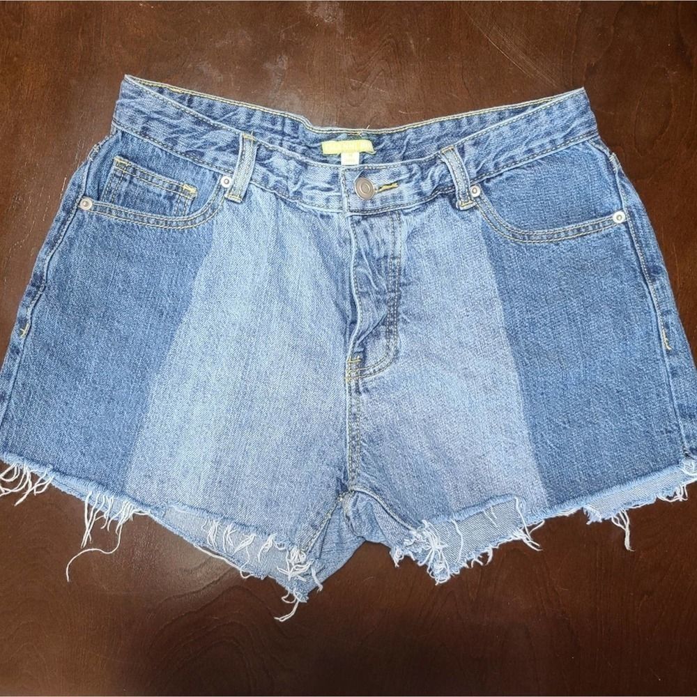 Distressed, cut off, button up, blue jean shorts